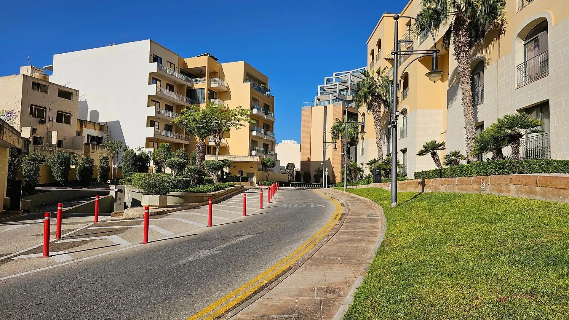 Stunning Seafront Portomaso Apartment Saint Julian's